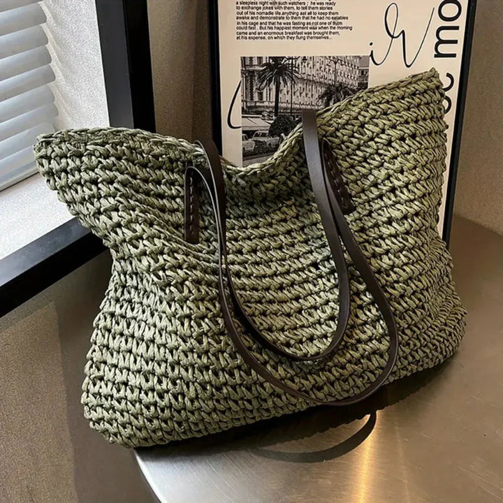 Stilfull vevd tote-veske i ulike farger for dame. Perfekt som skulderveske til hverdagsbruk.