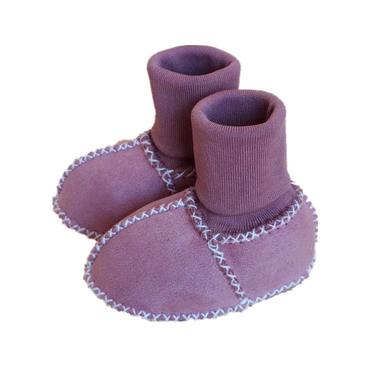 Pelsfôrede barnesko, ideelle som første sko med god komfort og varme for baby.