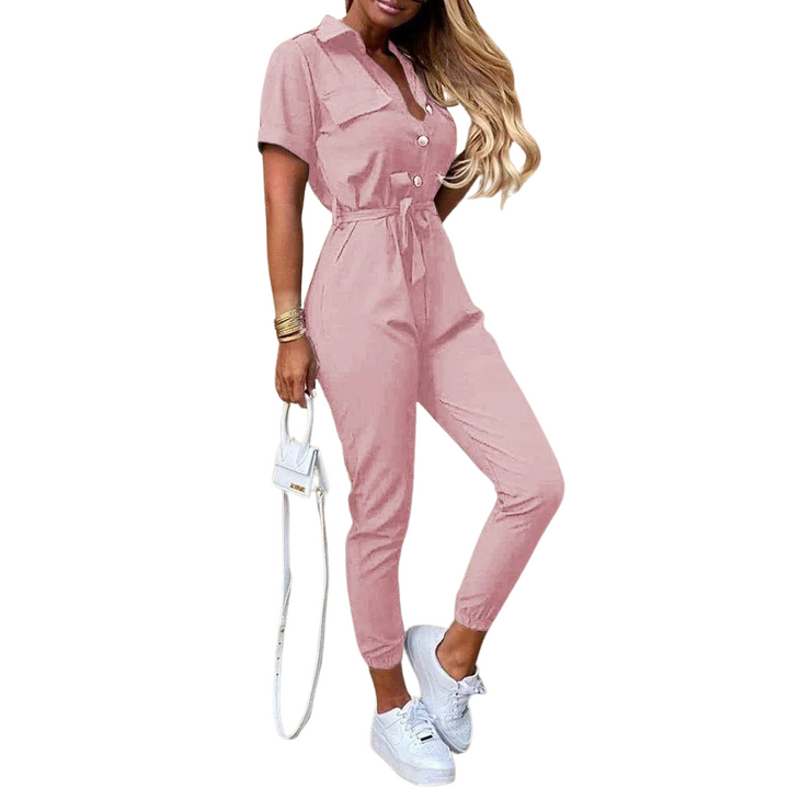 Elegant kvinnejumpsuit med matchende belte, klassisk monokromatisk design for motebevisste.