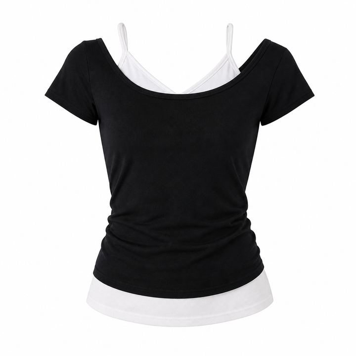 Moderne fake two-piece t-skjorte for kvinner. Komfortabel slim fit sommertopp i rød, ideell for hverdagsbruk.