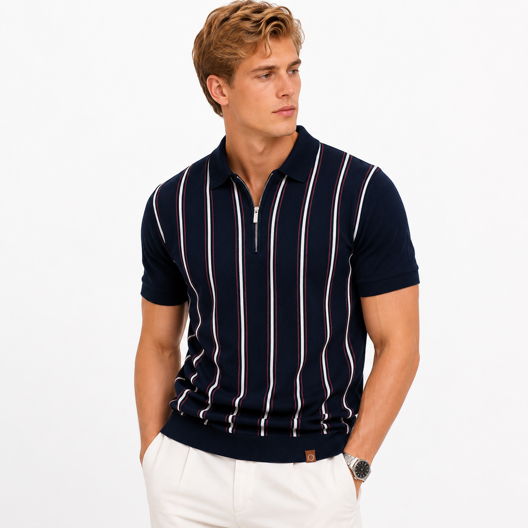 Klassisk stripet herrepolo, kortermet pikéskjorte i "Old Money" stil. Perfekt for elegant fritidsmote.