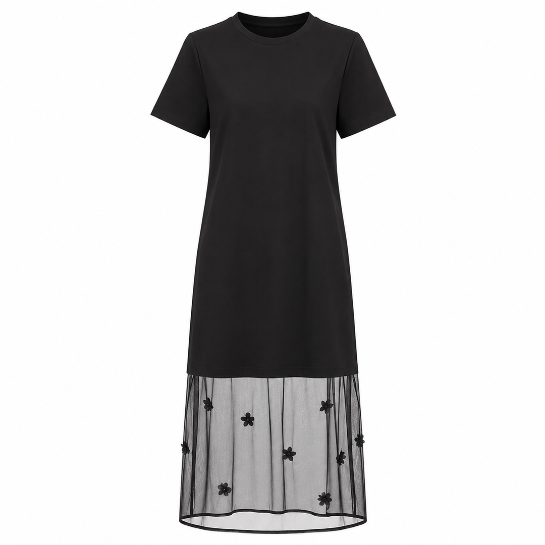 Svart/beige lang kjole med kortermet topp og elegant organza skjørt. Tidløs damekjole for enhver anledning.