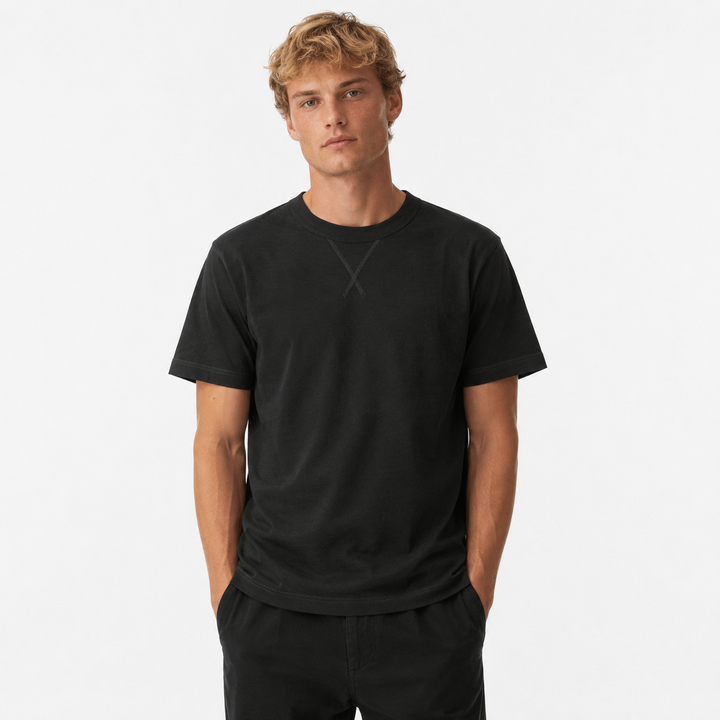 Herre t-skjorte i kraftig slub bomull. Premium vintage stil for avslappet hverdagsbruk. Holdbar kvalitet.