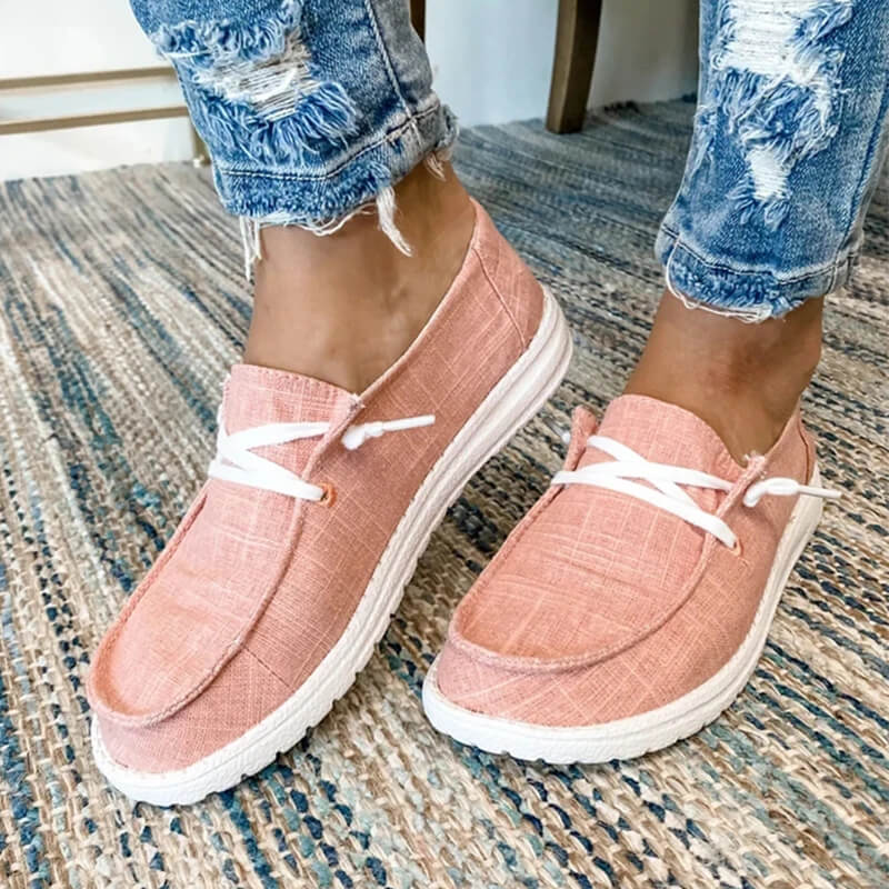 Komfortable damesko: Loafers med snørebånd, perfekt for hverdagsstil og fritid.