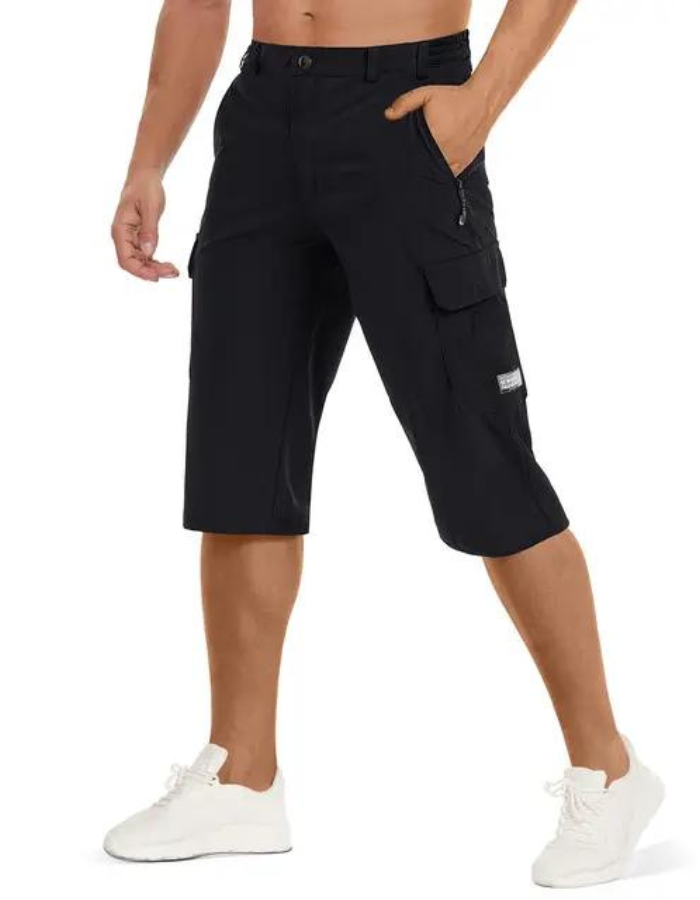 Robuste herreshorts for friluftsliv, sporty design med god komfort og mange lommer.