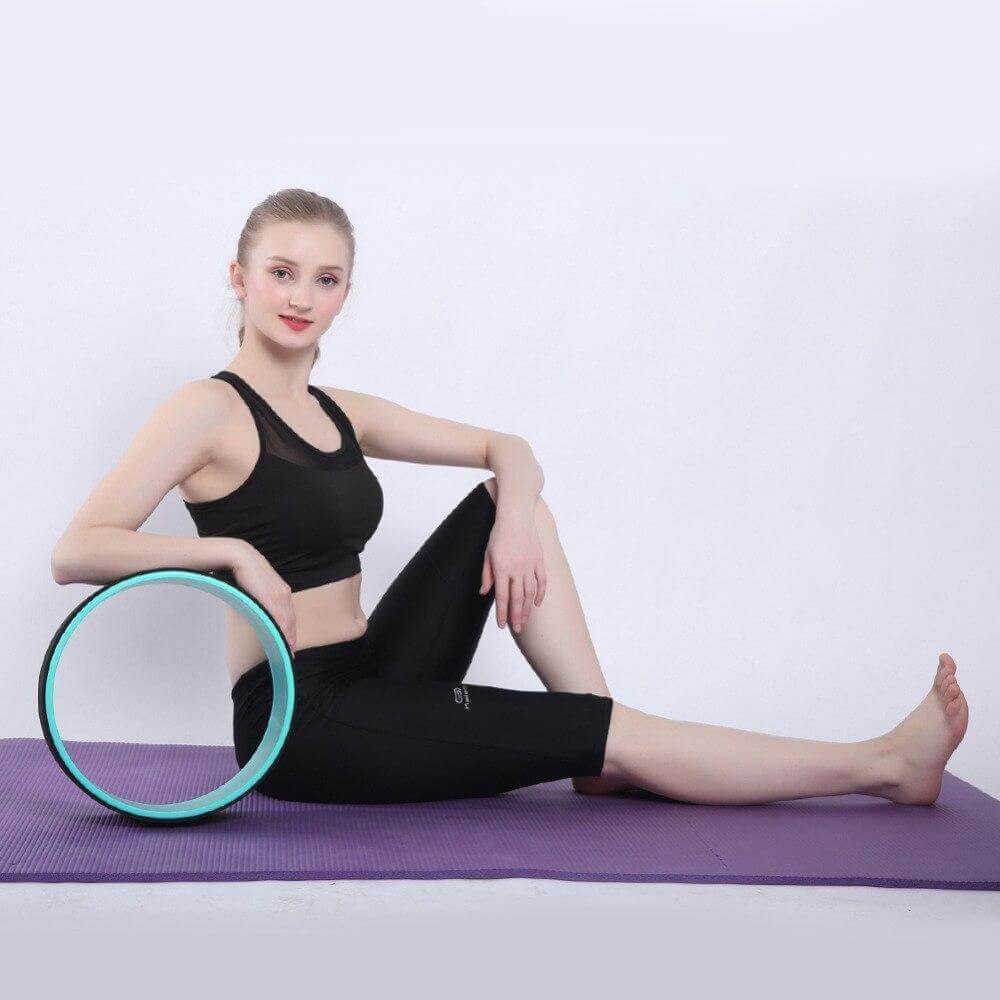 Perfekt for yoga og pilates: et yogahjul som gir støtte for dyp strekk og forbedret fitness.