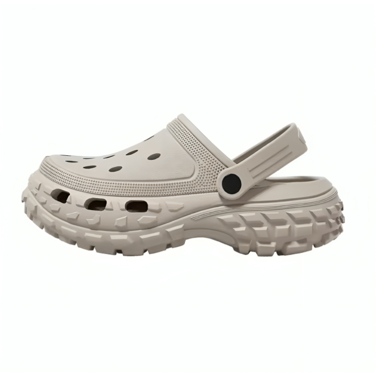 Sorte unisex clogs med mønstret terrengsåle for godt grep. Slitesterke, luftige og komfortable tøfler for fritid.