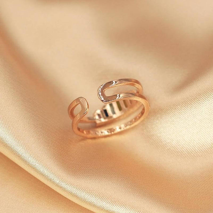 Elegant justerbar kronring, perfekt smykke og gave til din datter, med inspirerende design.