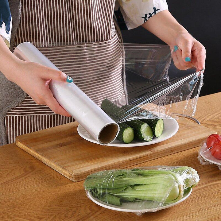 Effektiv foliedispenser med skarp kutter for enkel og jevn kutting av plastfolie og aluminiumsfolie.