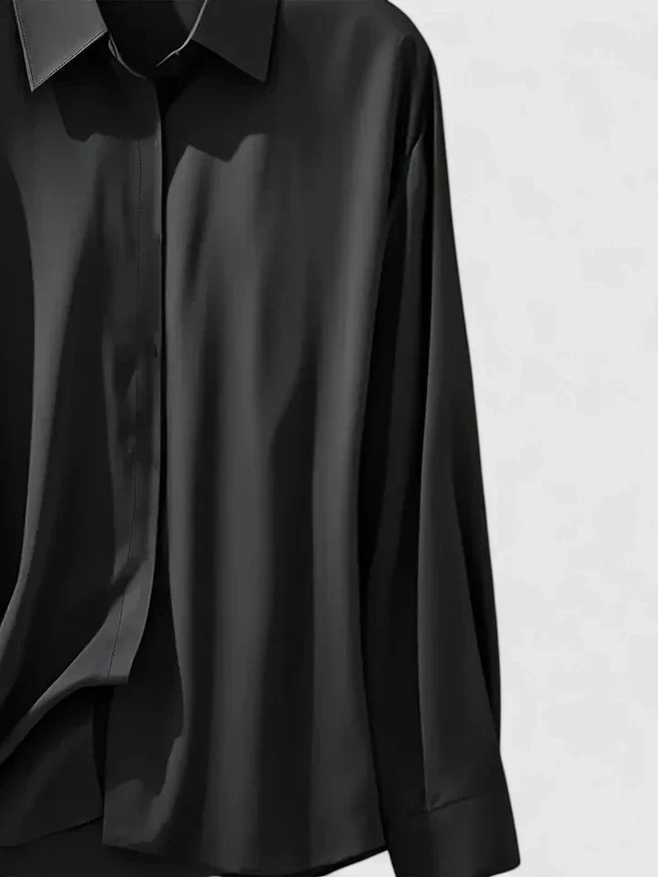 Eksklusiv langermet kvinnebluse i satin for et elegant og profesjonelt kontorantrekk.