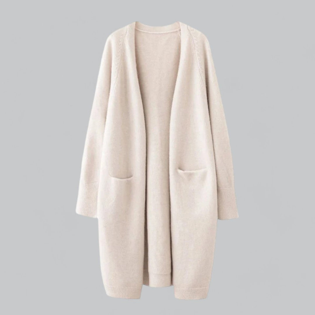 Elegant kvinner cardigan i fri størrelse, laget av luksuriøs kashmirblanding. Ideell for mote og varme.