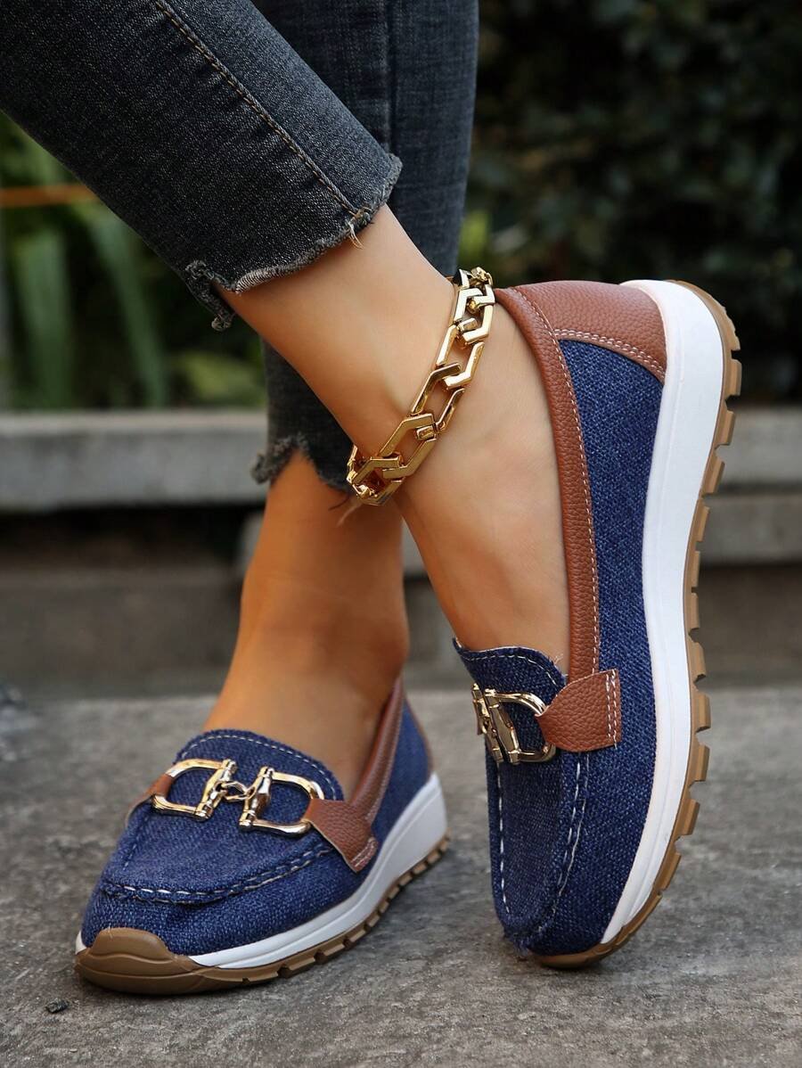Svarte kvinne ortopediske loafers, sklisikre slip-on damesko med støttende komfort og elegant stil.