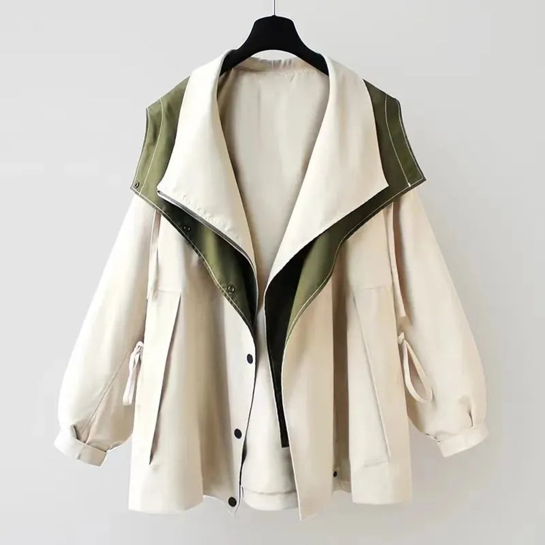 Elegant oversized trenchcoat til damer. Vannavstøtende vårjakke med dobbel krage, ideell for hverdagsmote.
