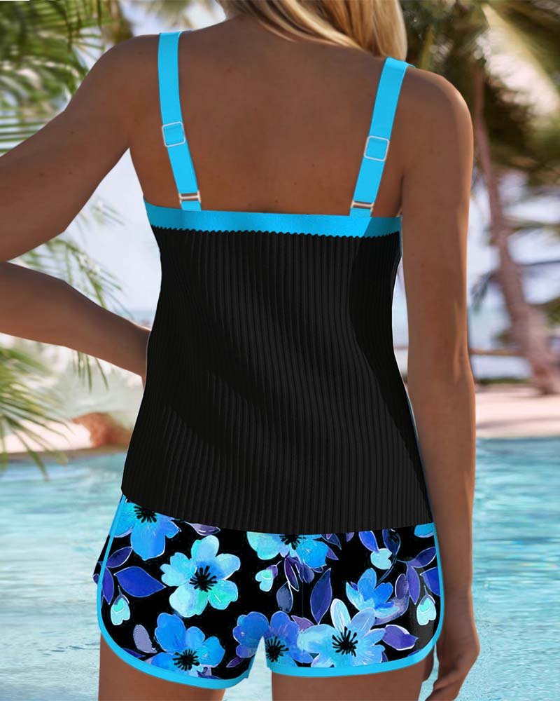 Komfortabelt ribbet tankini-sett med magekontroll for kvinner. Allsidig badetøy for enhver anledning.