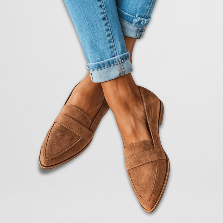 Elegante spisse damesko i semsket skinn. Komfortable loafers for hverdag og kontor.
