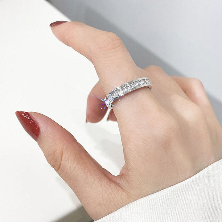 Sølv & roségull dame ring med glitrende zirkonia. Mote smykke for kvinner.
