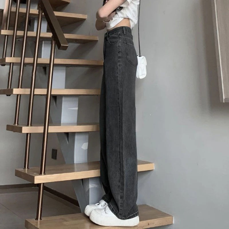 Slitesterke vintage jeans med vide ben i klassisk denim, ideell for hverdagsbruk.
