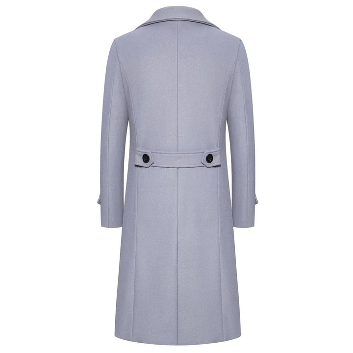 Belte elegant slim fit trenchcoat for menn i svart. Klassisk jakke, stilig yttertøy.
