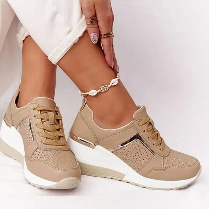 Trendy klumpete joggesko for dame, gir stil og komfort til hverdagsantrekk.