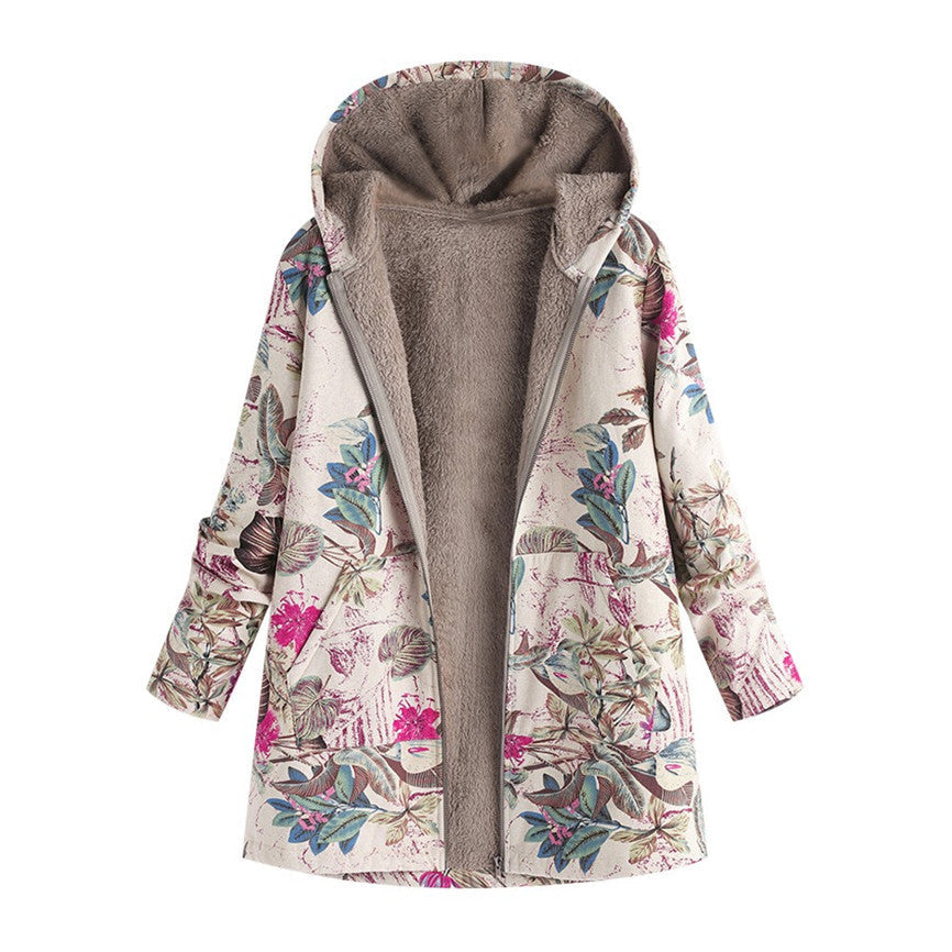 Mønstret vintage damesjakke med blomsterprint og funksjonelle lommer. En allsidig overgangsjakke for kvinner.