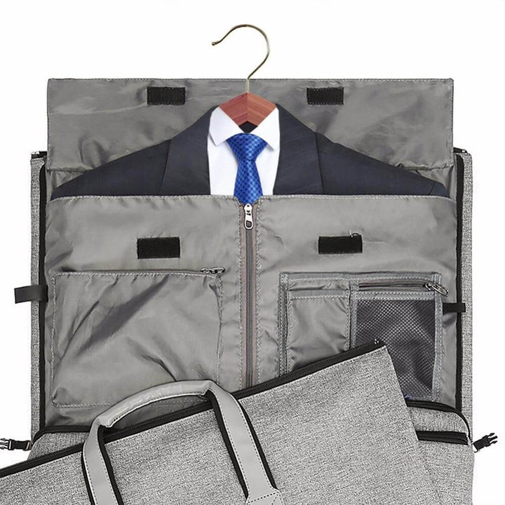 Romslig svart weekendbag for korte turer, med smarte organiseringsløsninger og robust design.