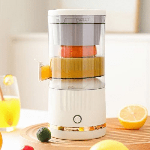 Bærbar USB-C juicer for fersk juice uten fruktkjøtt. Perfekt for sunne drinker på farten, enkel rengjøring.