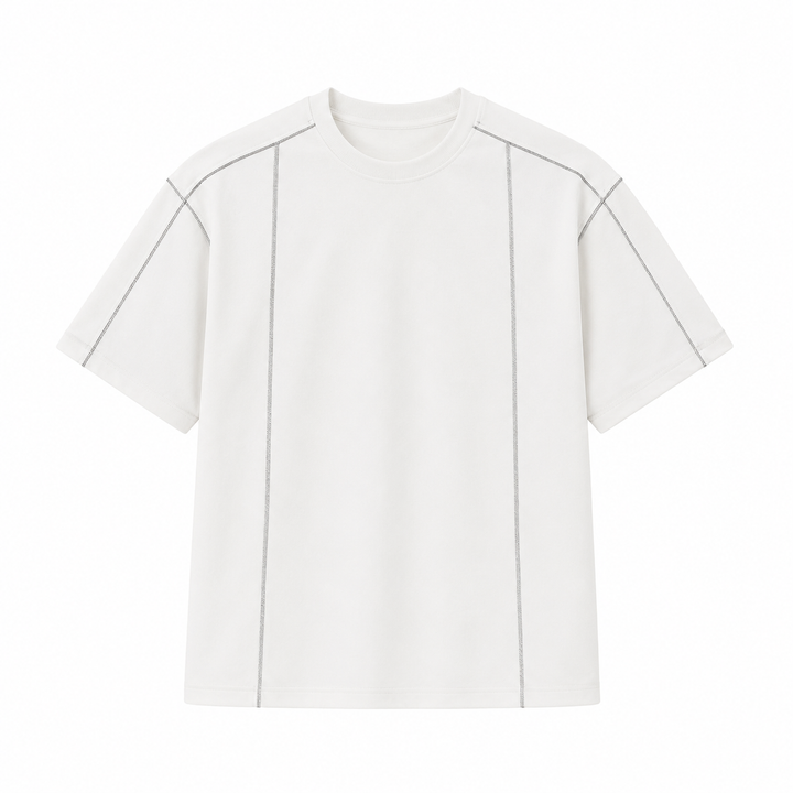 Svart herre t-skjorte i kraftig stoff med kontrastsøm og kortermet. Perfekt for streetwear og menn.