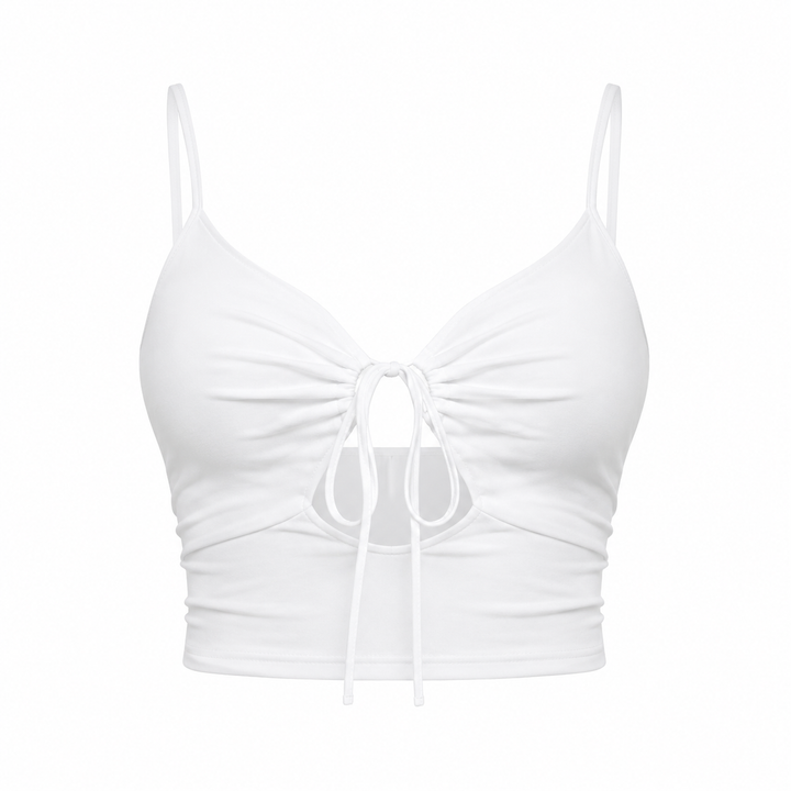 Hvit plissert sommertopp for dame, elegant crop topp med knyting. Perfekt for varme dager og trendy stil.
