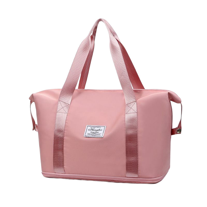 Unisex messenger bag med stor kapasitet og praktisk våtseparasjon for organisering.