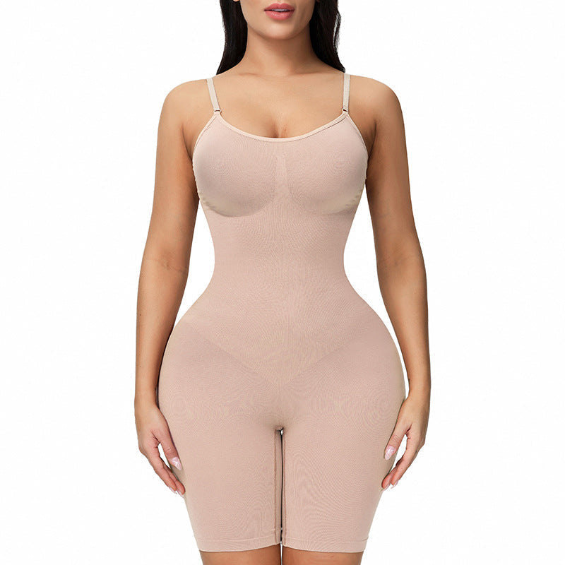 Stilren dame shapewear, helkropps for magekontroll, diskret og slankende under favorittantrekk.