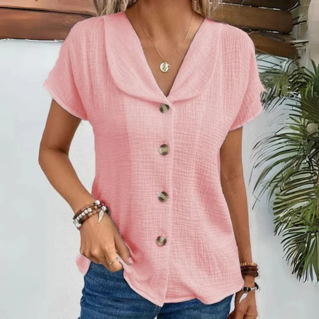 Stilig damebluse for sommeren, perfekt for både fritid og kontor. Casual og elegant look.
