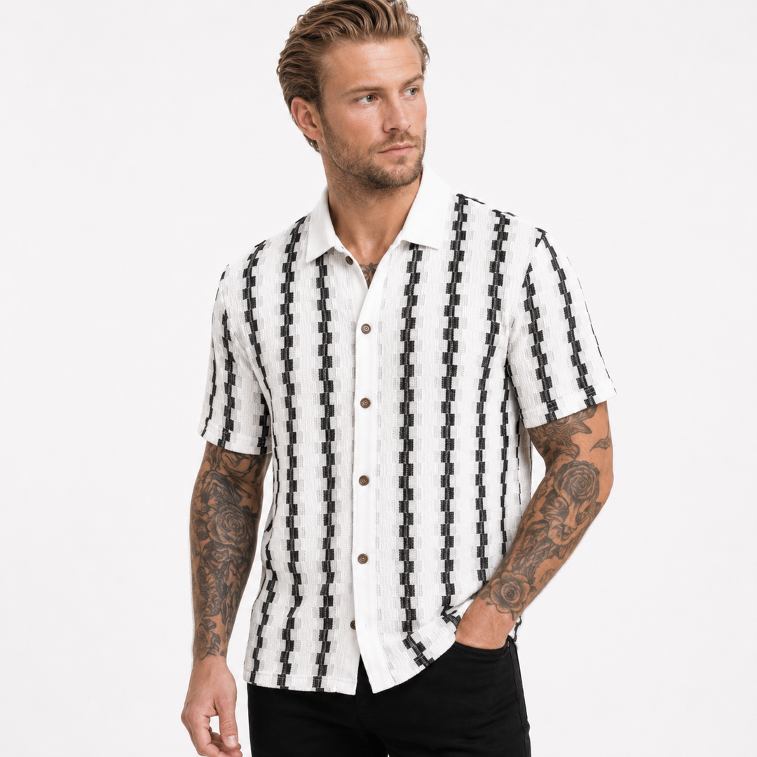 Herre rutete strikket kortermet cardigan. Vintage stil strikkejakke for sommer.