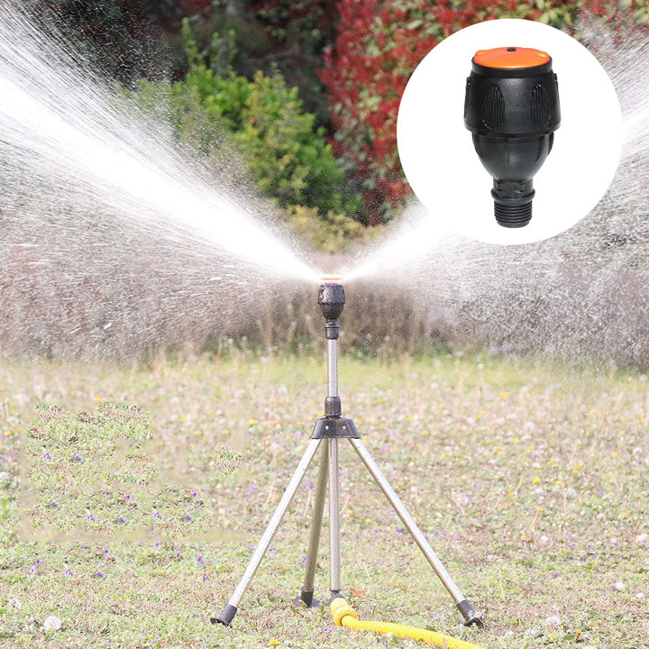Roterende stativsprinkler for hagevanning, sikrer optimal dekning og plenpleie.