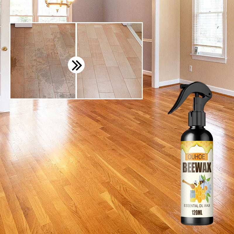 Halvparten av et trebord polert med naturlig bivoksspray, viser glansfull overflate og fornyet treverk.