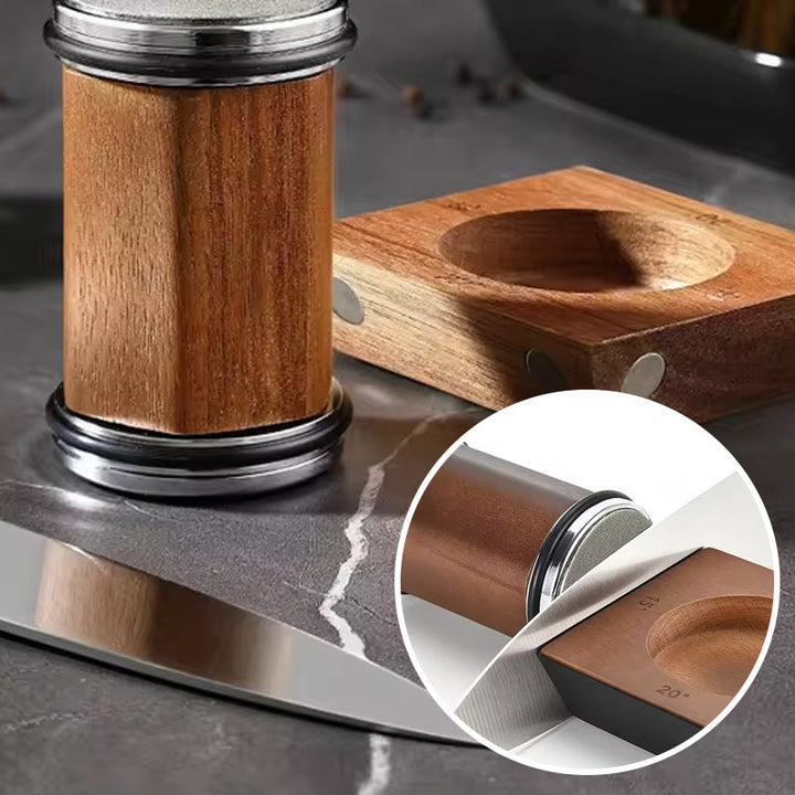 Den perfekte gave til kokken! Rullende knivsliper med diamantplater for perfekt og varig skarphet.