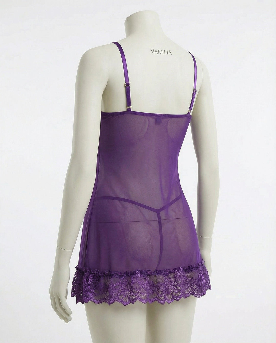 Forførende blonde chemise, ideell for romantiske stunder.