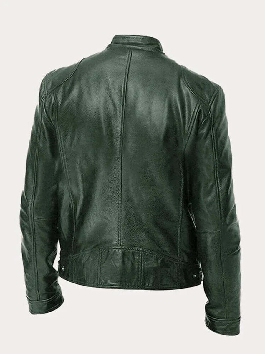 Nærbilde av detaljer på svart herrejakke: glidelås og krage. Klassisk bikerstil.