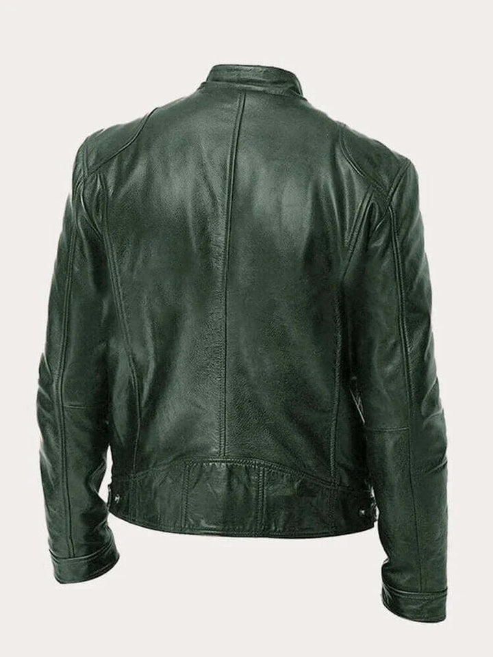 Nærbilde av detaljer på svart herrejakke: glidelås og krage. Klassisk bikerstil.