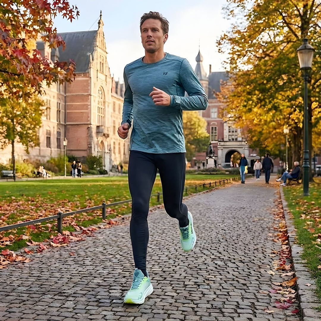 Sportssko for menn med lettvekt og suveren demping, perfekt for intensive løpeturer.