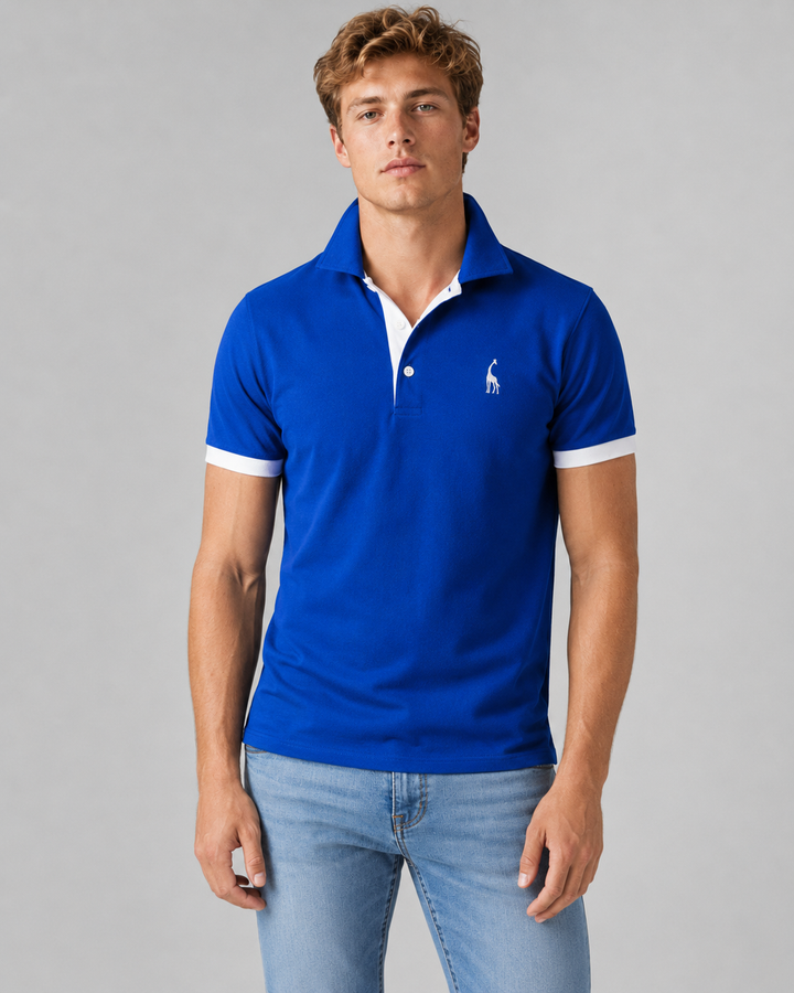 Lysblå sommerskjorte for menn, polo med klassisk design og avslappet passform for en frisk stil.