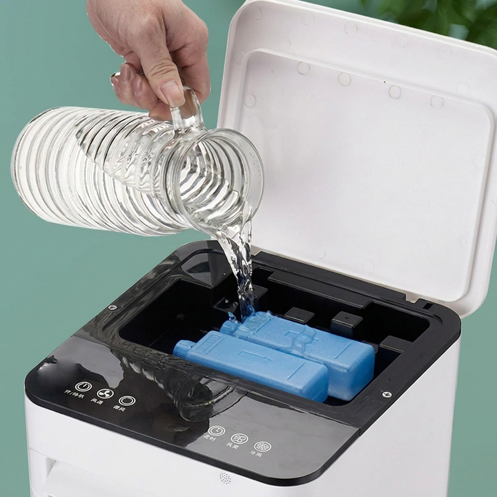Moderne bærbar klimaanlegg WC2026 med kompakt design, enkel å flytte. Perfekt for mobil kjøling på kontoret.