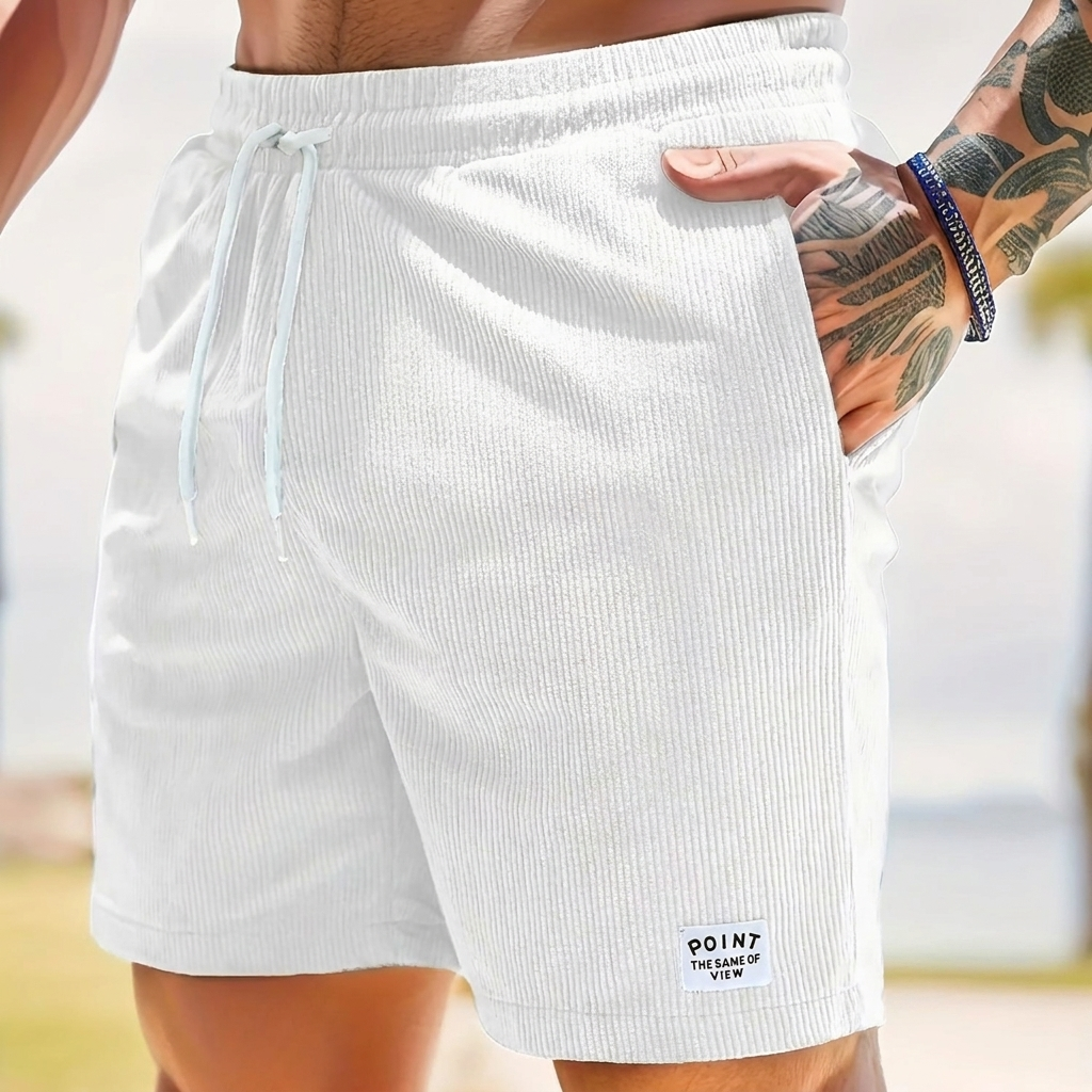 Herre sommershorts i lys grå, komfortable snøringshorts for casual og aktiv bruk.