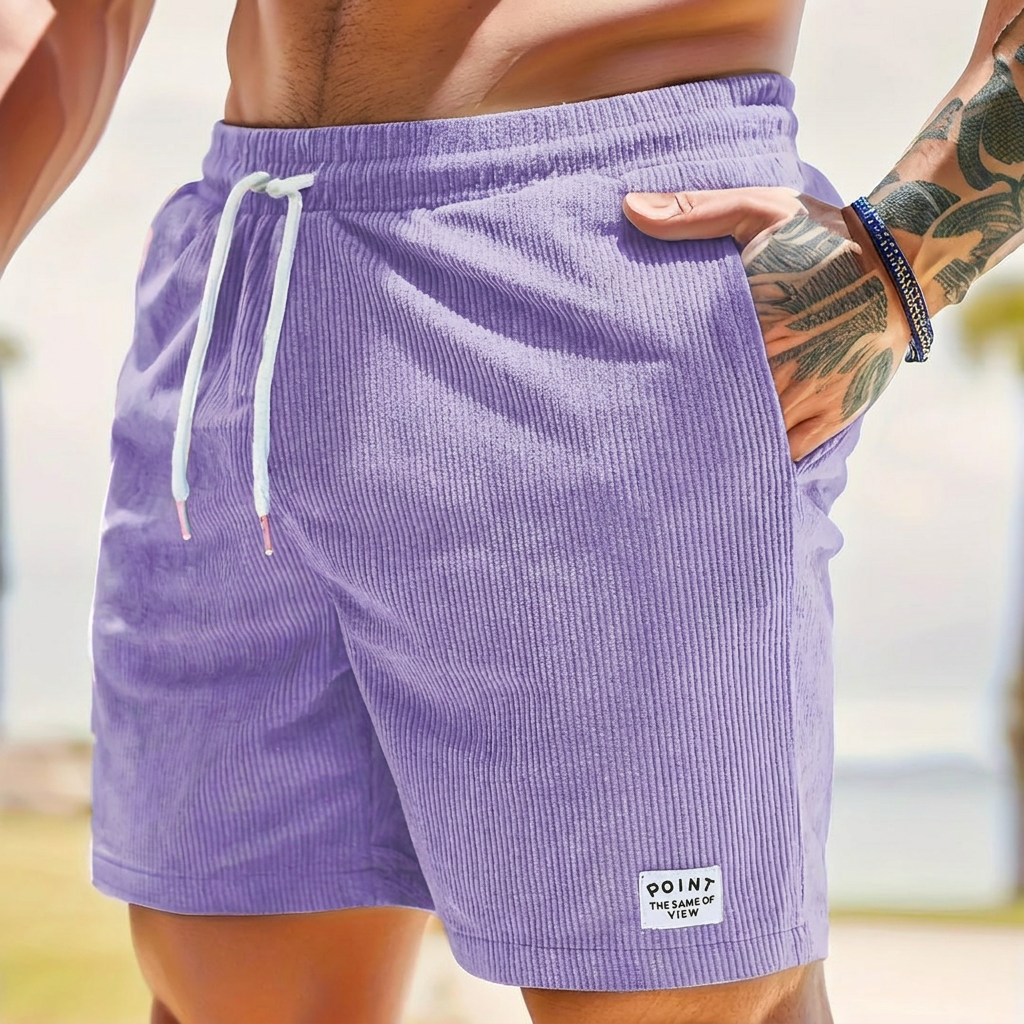 Komfortable menn's snøringshorts i lilla; trendy casual shorts for sommer & strandliv.