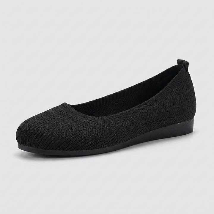 Casual damesko: Flate slip-on sko med rund tå. Komfortable for hele dagen.