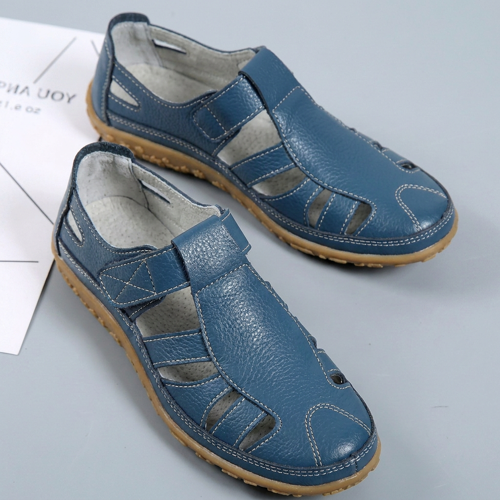 Lette damesko med perforert mønster, komfortable sandaler for lange sommerdager. [[lstfy-media:6]]