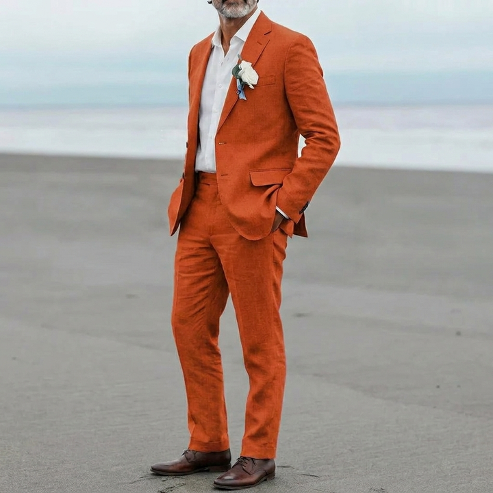 Smart casual herre sett med elegant blazer og matchende bukser. Komfortabelt og stilrent for menn.