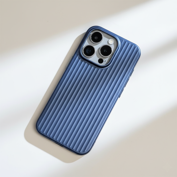 Ripebestandig iPhone-deksel, kompatibelt med trådløs lading. Gir slankt og funksjonelt mobilvern.