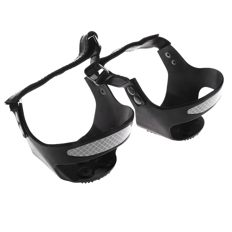 Unisex isbrodder med pigger og refleks for sikker sklisikring på is og snø. Essential vinterutstyr for utendørsaktiviteter.