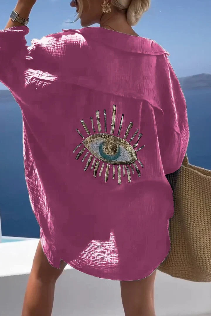 Stilfull dame overstørrelse skjorte, flerfarget. Trendy, komfortabel og feminin topp for sommer.
