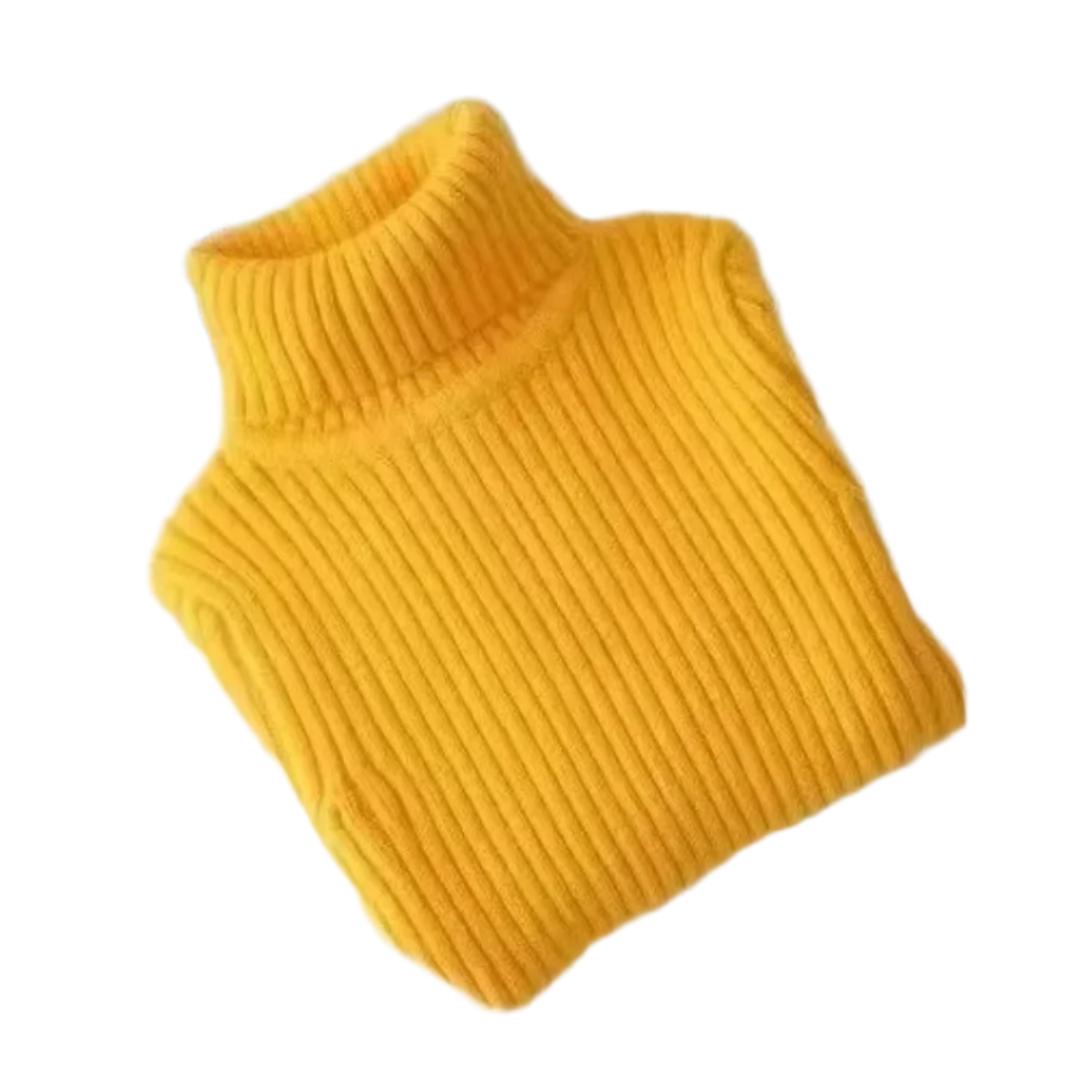 Varm strikket barnegenser med høy hals. Perfekt vintergenser som holder barnet lunt og komfortabelt.